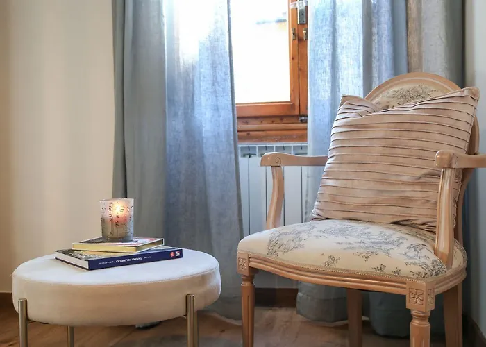 Laurel By Mmega Daire Floransa