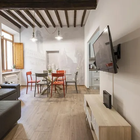 Laurel By Mmega Apartment
